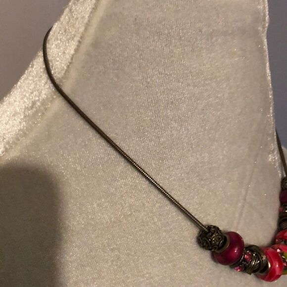 Handmade Pink Beads Necklace - Picture 6 of 8